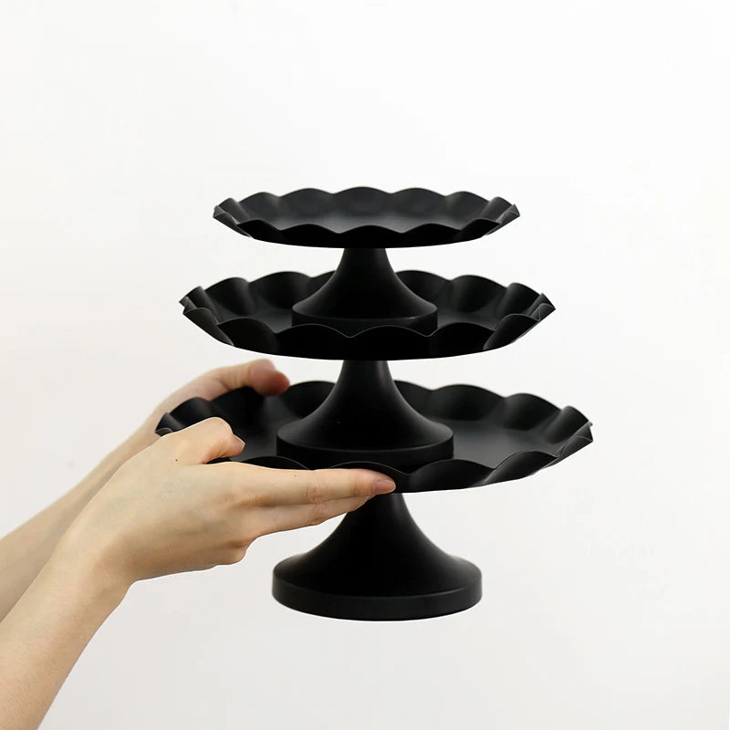 Black Cake Stand Wave Design  