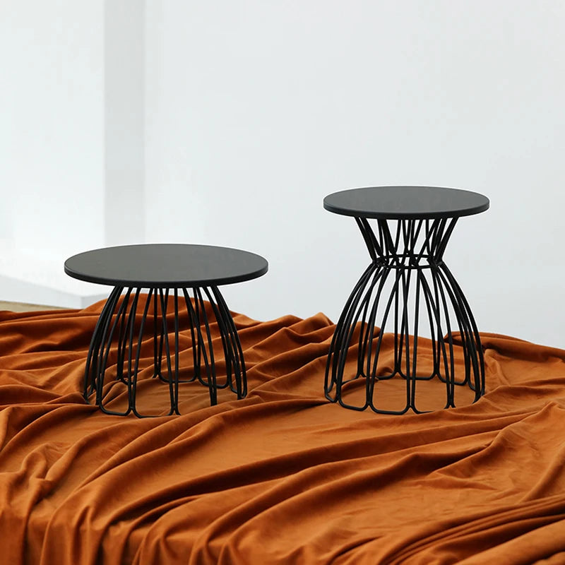 Black Cake Stand Wave Design  