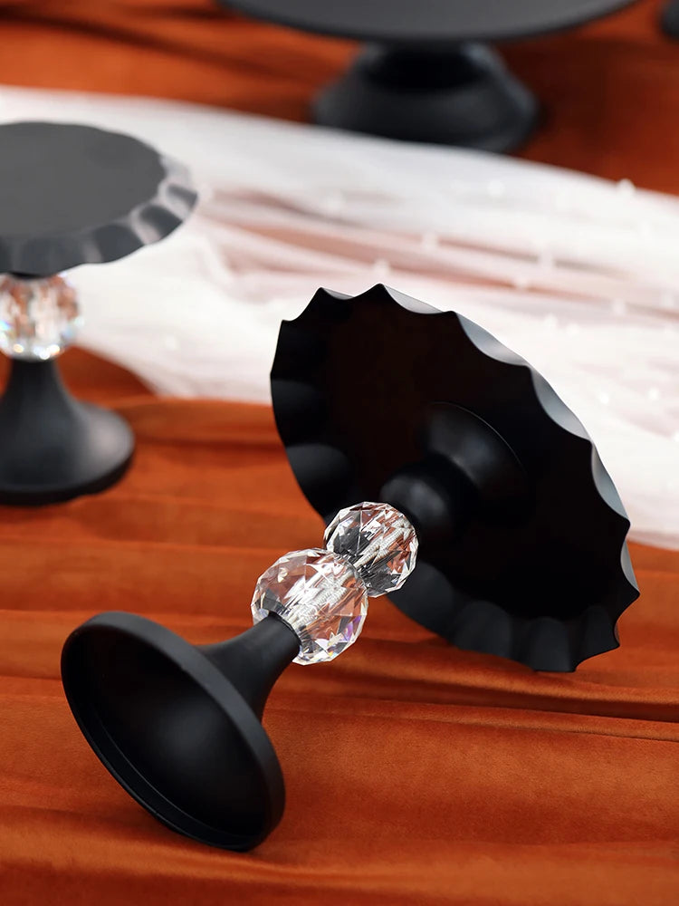 Black Cake Stand Wave Design  