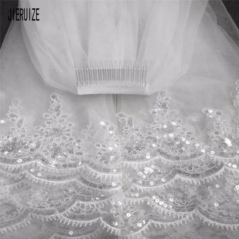 Two Layer Lace Edged Short Bridal Veils with Comb  