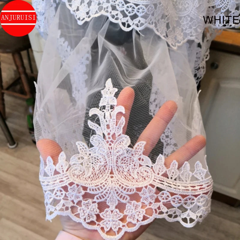 Two Layer Short Tulle Bride Veil Lace Edge  